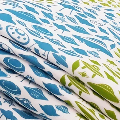 Hippie tričko dámské s potiskem Mimozemšťani bavlněné